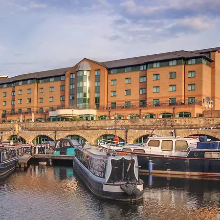 Sandman Signature Sheffield Quays Hotel-2