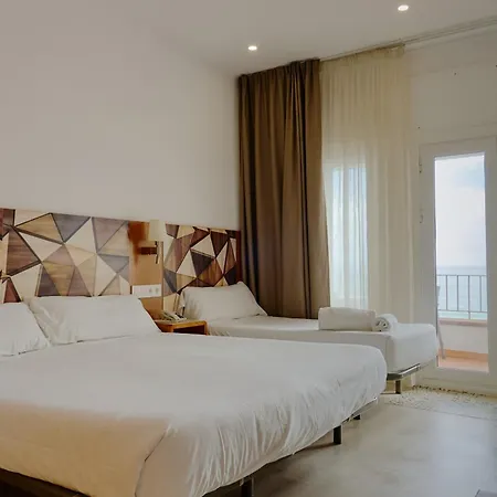Hotel Miramar Badalona-3