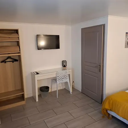 Hotel Le Medieval - Parking Inclus & Accueil Velo-2