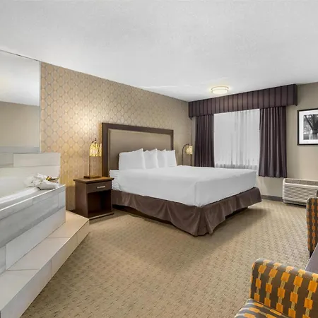 Best Western Plus Country Meadows Inn-2