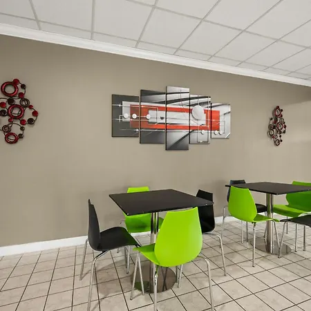 Americas Best Value Inn - Wilson-3