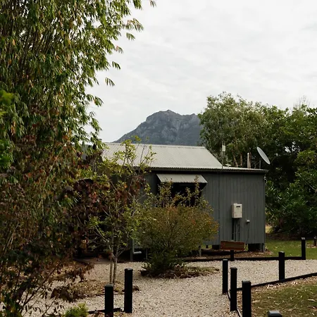 Tuckeroo Cottages & Gardens - Blue Wren & Kookaburra-3
