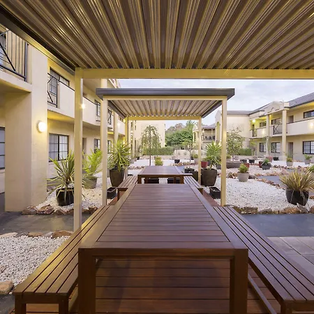 Best Western Plus Canberra Central Apartments Official-2