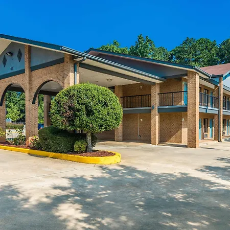 Americas Best Value Inn Stockbridge-2