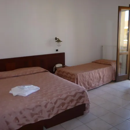 Hotel L'Ancora-2