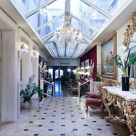 Hotel Belle Epoque-3