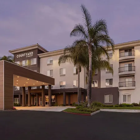 Courtyard Ventura Simi Valley-3