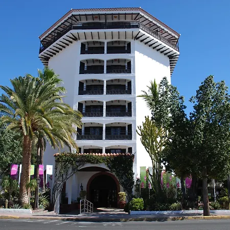 Hotel Parque Tropical-3