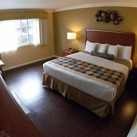 Deer Haven Inn-2