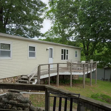 Rock Harbor Resort And Motel-2
