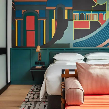 Caption By Hyatt Central Sydney-3