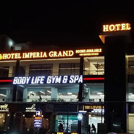 Hotel Imperia Grand-2