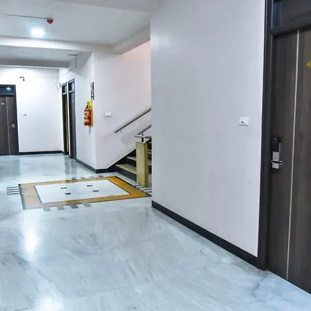 Hotel Grand Palace-2