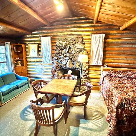 Paulina Lake Lodge And Resort-2