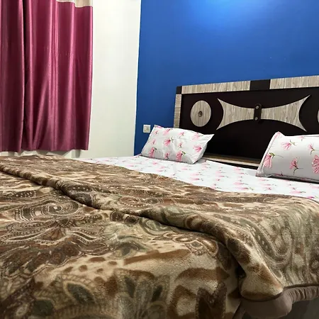 Kishan Hare Krishna Orchid Hotel Vrindavan Mathura-3