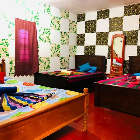 Saman Restaurant - Family House-2
