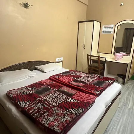 Hotel Surya-3
