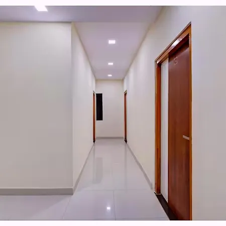 Hotel Regan Residency Near Shri Mahakaleshwar Jyotirlinga Temple-3