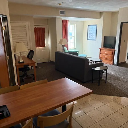 Mcallen Plaza Hotel And Suites-3