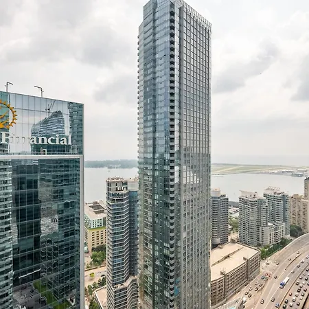 Luxury Suite W Stunning City Views - The Roland-3