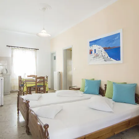 Holiday Beach Resort Santorini-3