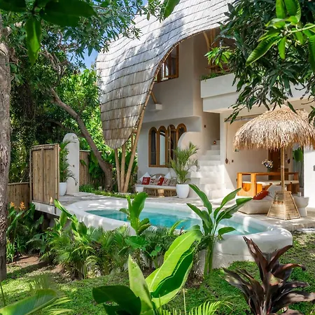 Totem Bali Surf & Yoga-2