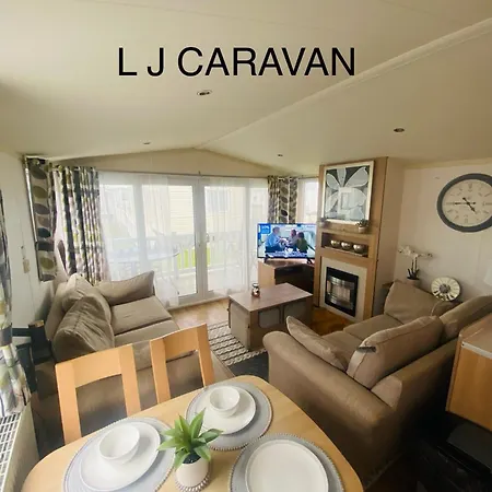 Caravan Winkups-2