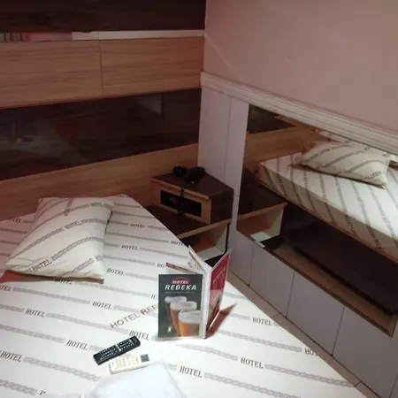 Hotel Rebeka-3