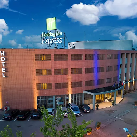 Holiday Inn Express Parma By Ihg-3