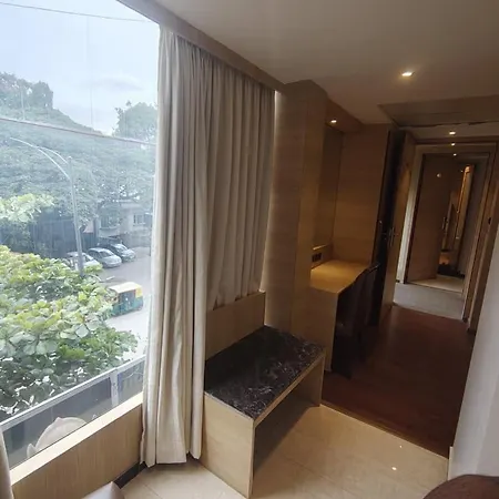 Hotel Royal Suite-3