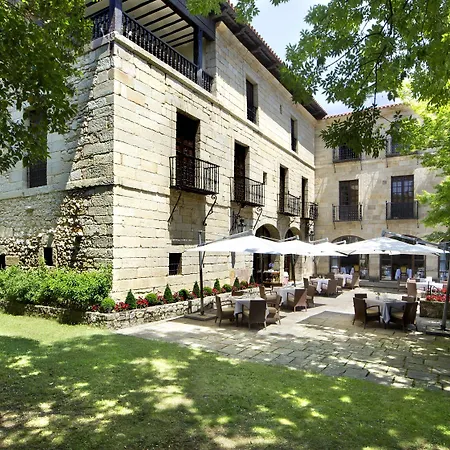 Parador De Santillana Gil Blas-3