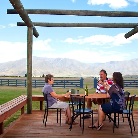 Discovery Countrytime Hotel-3