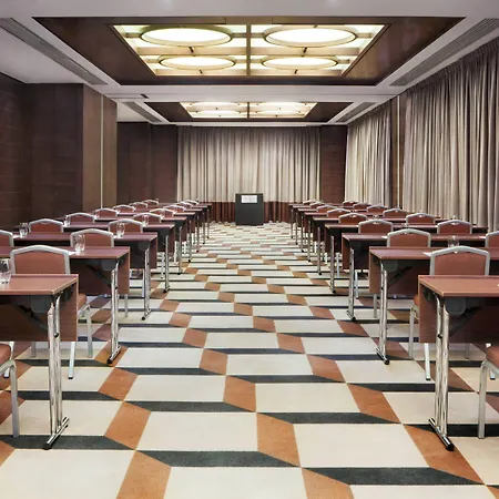 Four Points By Sheraton Le Verdun-3