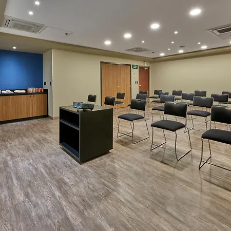 City Express By Marriott Irapuato-3