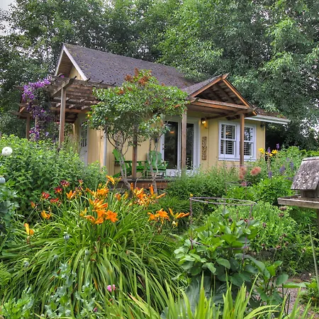 Country Cottage Of Langley-3