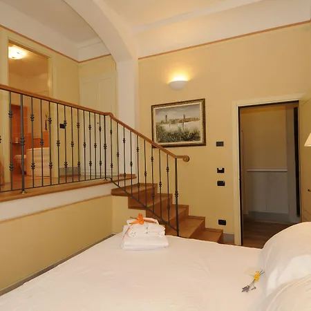 A Palazzo Busdraghi Residenza D'Epoca-3