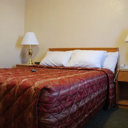 Merrill Field Inn-3