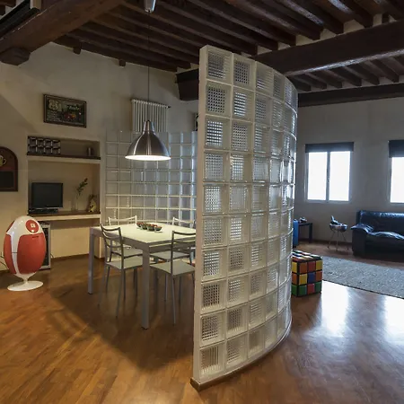 A Palazzo Busdraghi Residenza D'Epoca-3