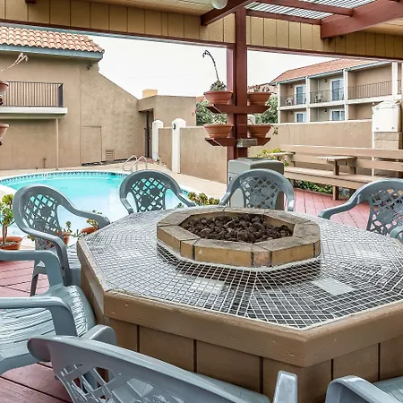 Quality Inn Near Hearst Castle-3