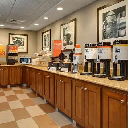 Hampton Inn & Suites Tampa Ybor City Downtown-2