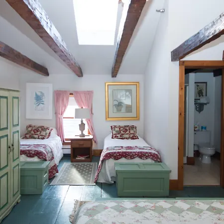 Old Stagecoach Inn-3