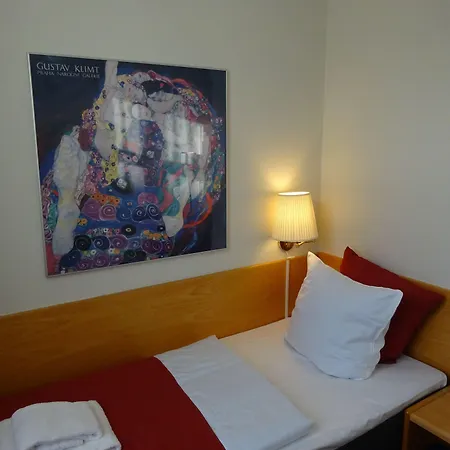 City Hotel Nebo-3