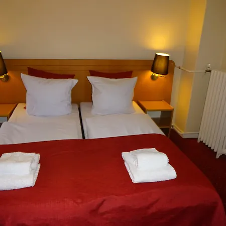 City Hotel Nebo-2