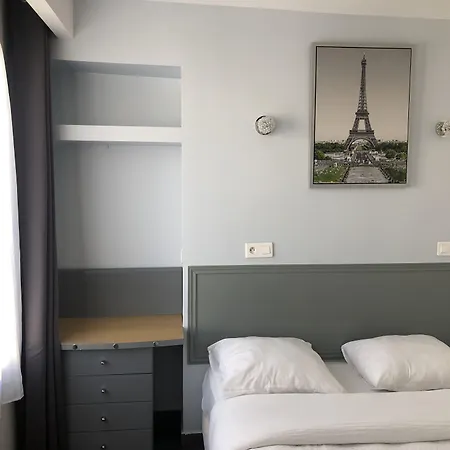 Hotel Clauzel Paris-3