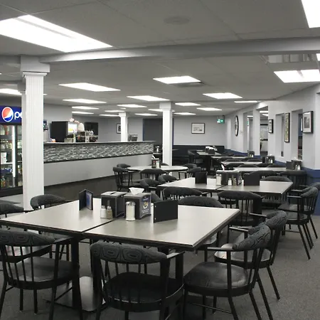Days Inn By Wyndham Estevan-3