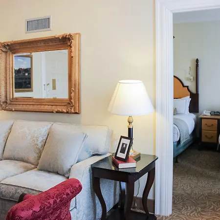 Hotel Providence-3