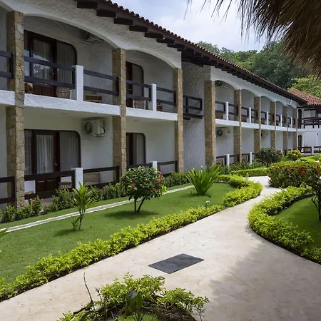 Fuego del Sol Beachfront Hotel-3
