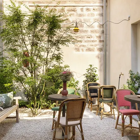 Le Petit Oberkampf Hotel & Spa-3