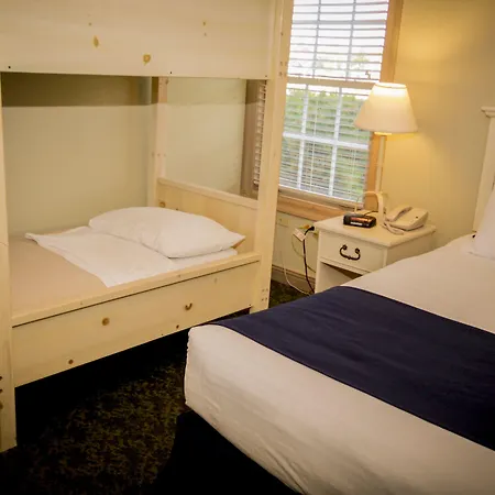 Blue Harbor Resort & Spa-3