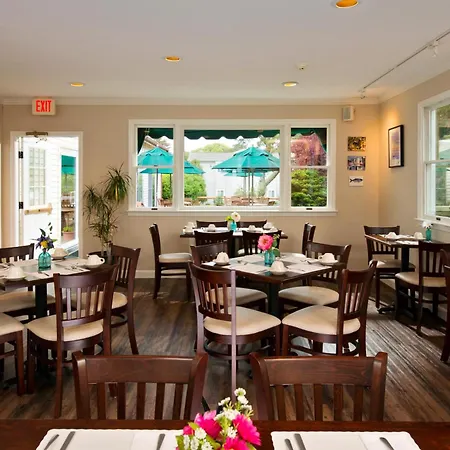 Wellfleet Lodge-3